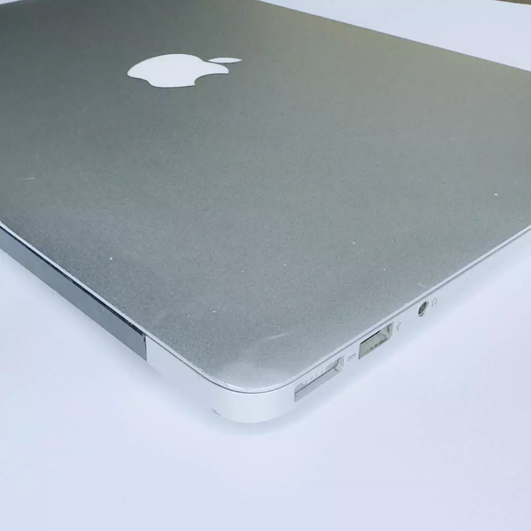 MacBook Air 13" Mid-2013 | 128GB - Image 5